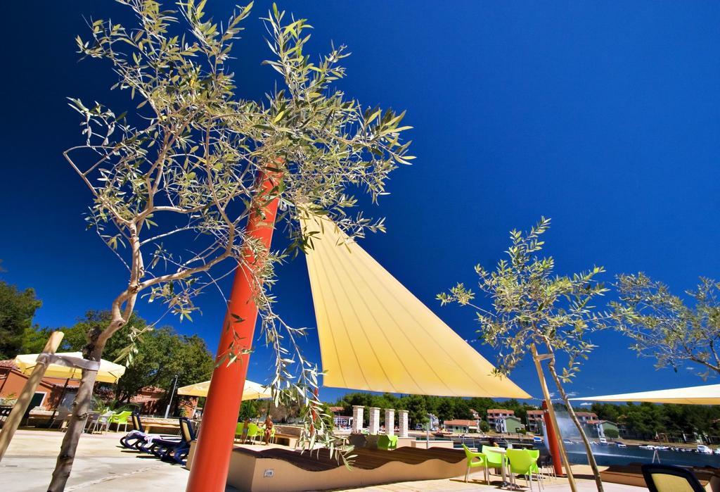 Apartments Amfora Plava Laguna Umag Bagian luar foto
