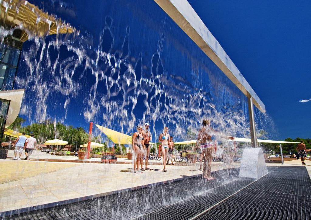 Apartments Amfora Plava Laguna Umag Bagian luar foto