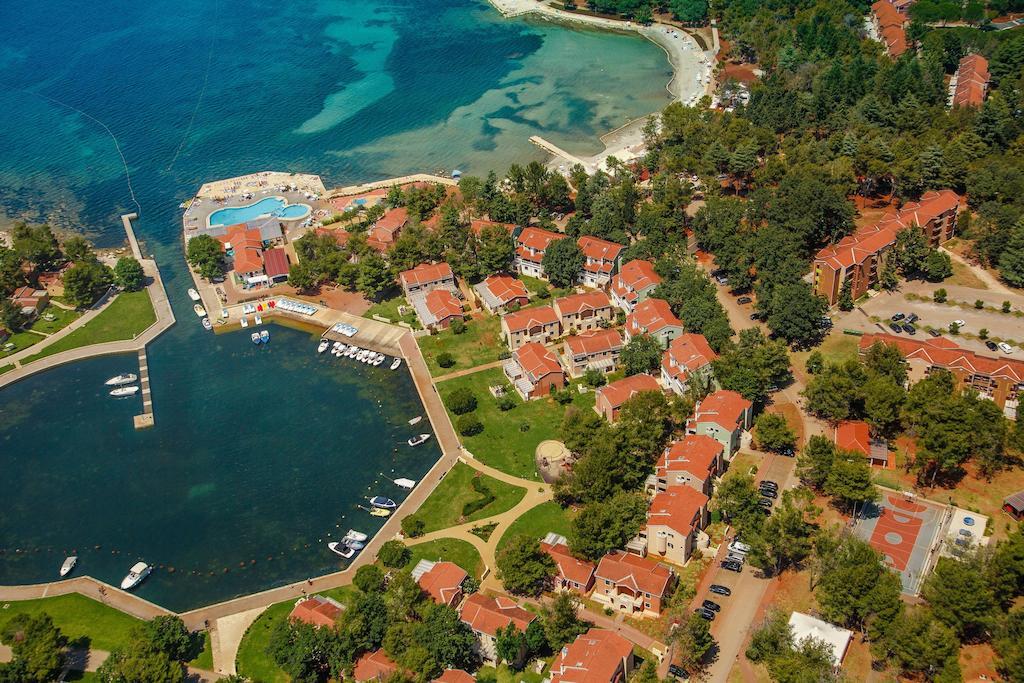 Apartments Amfora Plava Laguna Umag Bagian luar foto