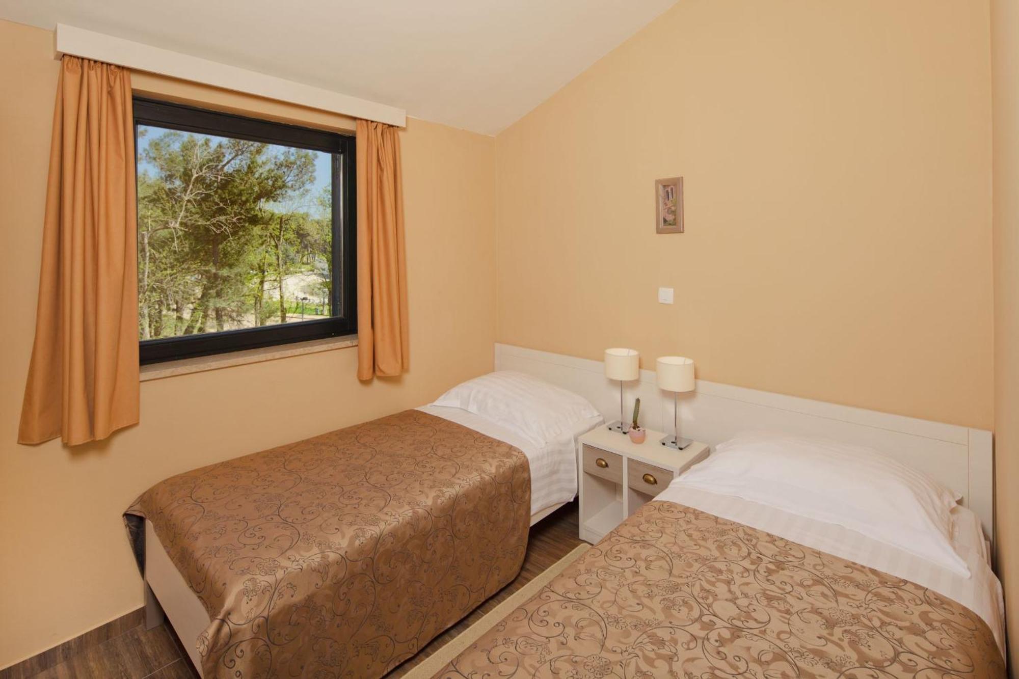Apartments Amfora Plava Laguna Umag Bagian luar foto